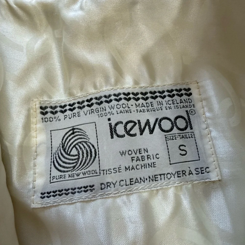 Elegant Black and White Cape Icelandic Design Vintage Small 100% Virgin Wool - Picture 5 of 9